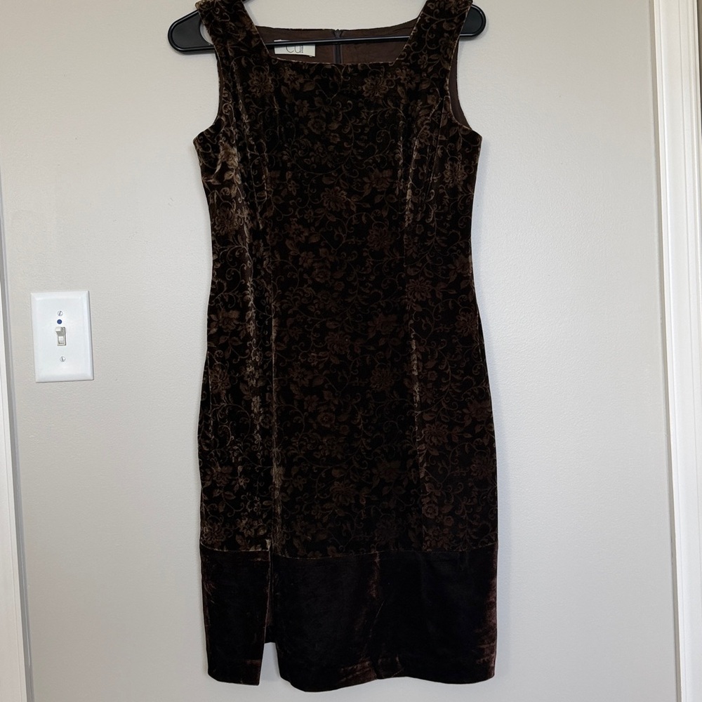 Elegant Brown Velvet Dress